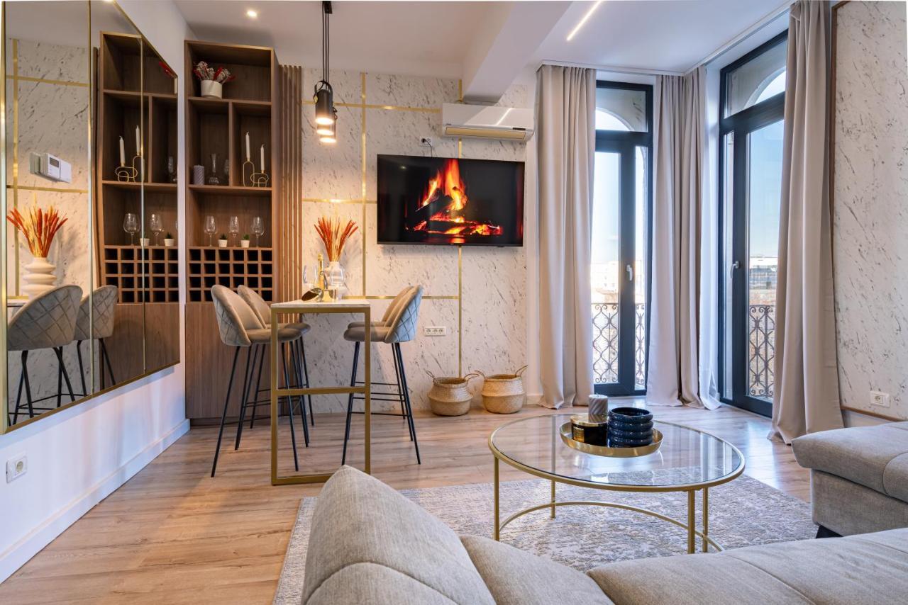Golden View - Breathtaking Location In Bucharest Daire Dış mekan fotoğraf